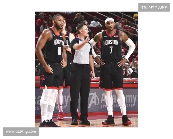 安东尼·埃兰加在社交媒体分享与球迷互动照片展现亲民一面